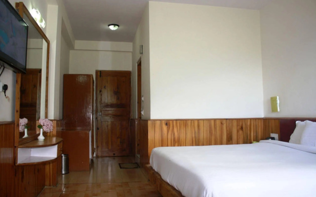 Sarthak Resorts