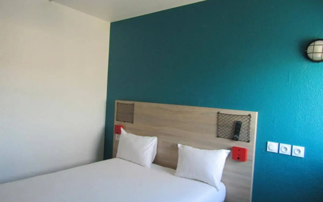 hotelF1 Igny Massy TGV