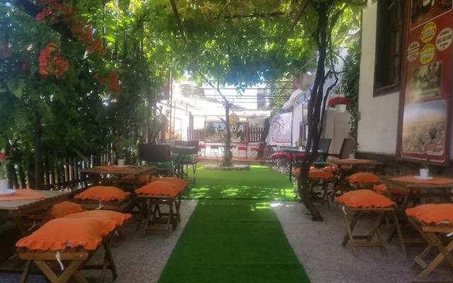 Aga Cesmesi Otel