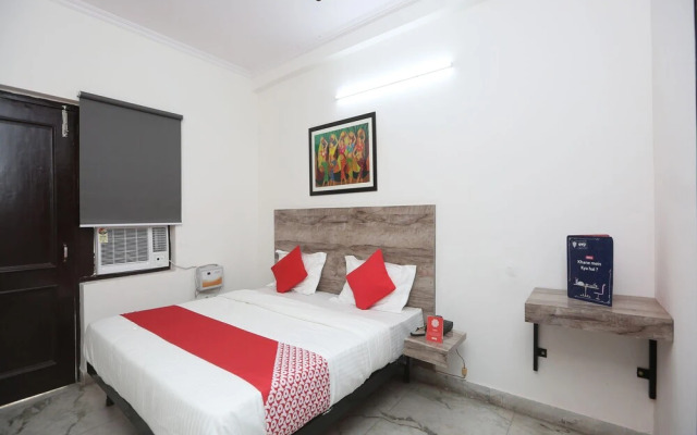 Oyo 22125 Bleu Ville