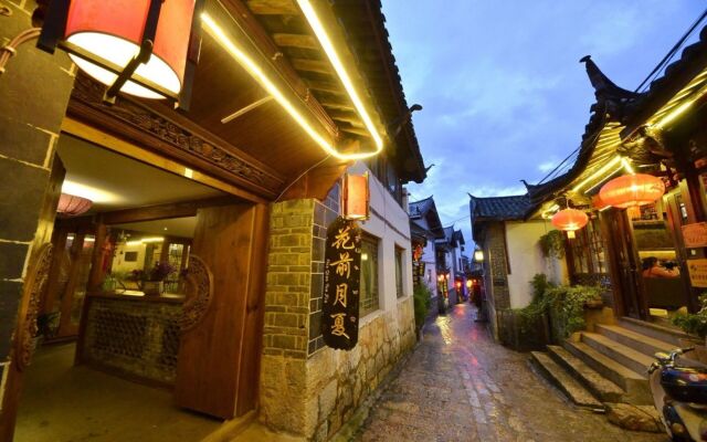 Lijiang Hua Qian Yue Xia Inn