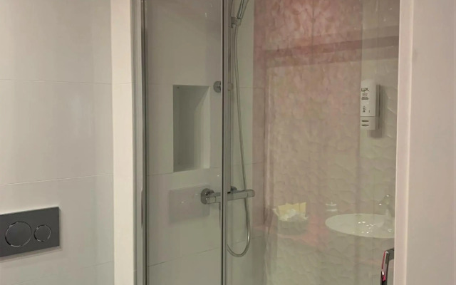 Hotel Solaris