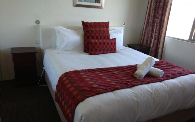 Diamond Island Resort & Penguin viewing