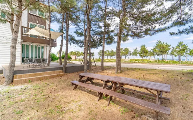 Goseong Omaju Pension