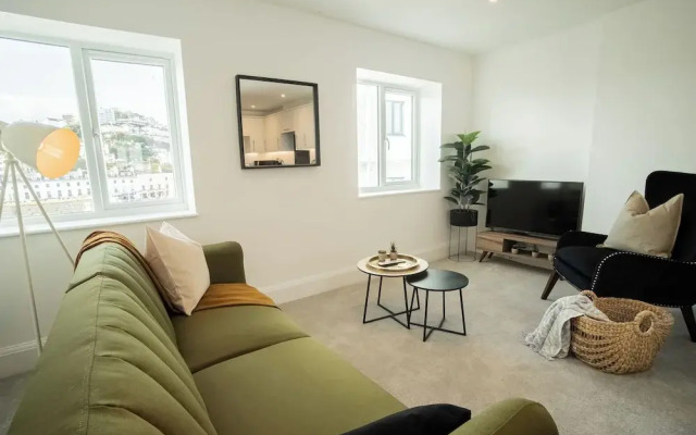 1-Bed Apt Harbour View by Novarooms
