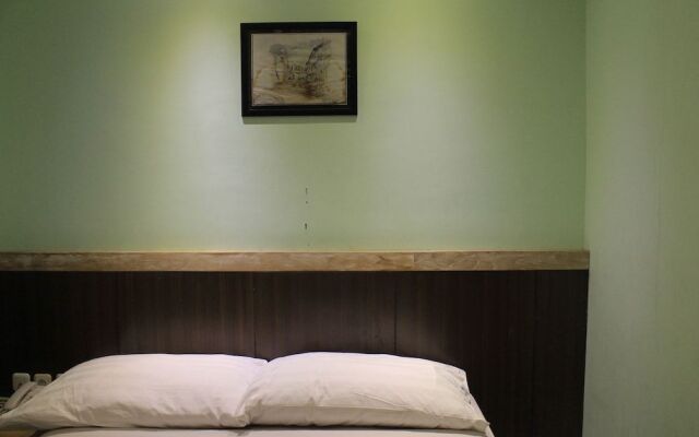 ZEN Rooms Kalimas KH Mas Mansyur