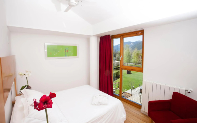 Tierra De Biescas Hotel