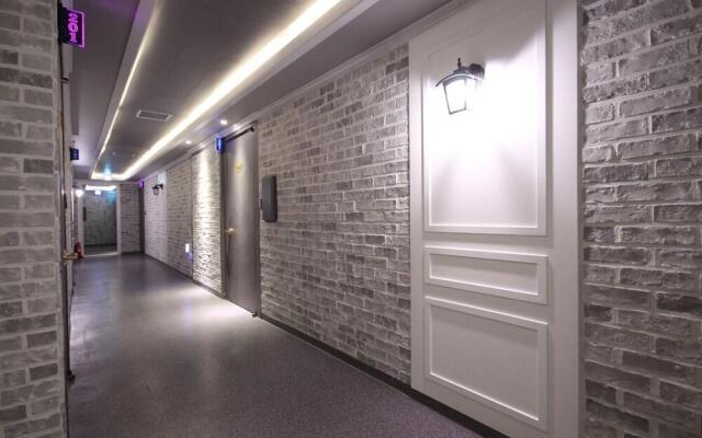 Gumi Wonpyeongdong Hotel Ruby