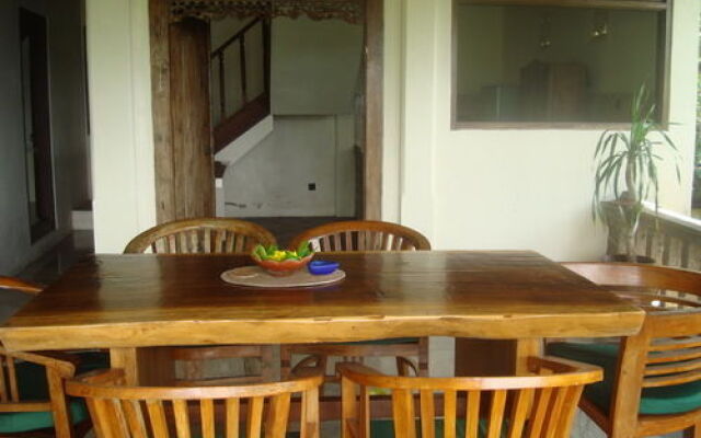Sayan Terrace Resort