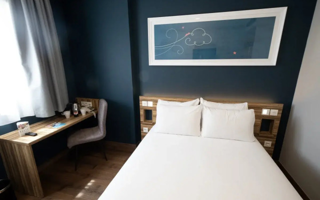 Travelodge Madrid Metropolitano