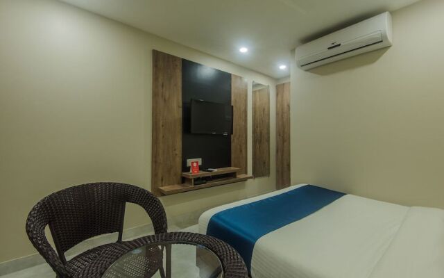 OYO 10006 Hotel Blue Bay