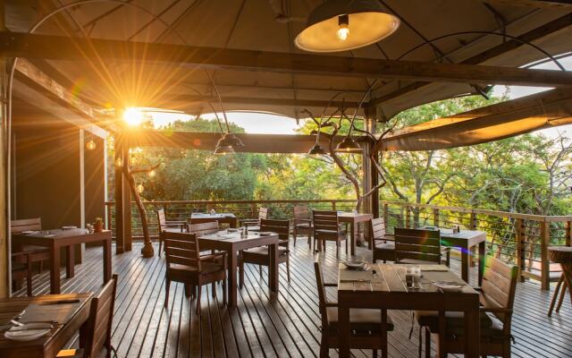 Ndhula Luxury Tented Lodge