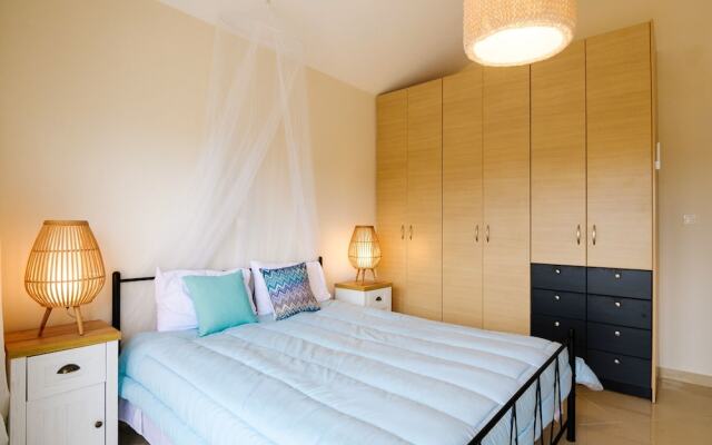 Marathon Luxury Suites - Schinias Beach