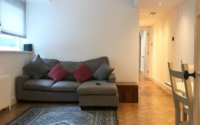 Clarendon Place Apartment