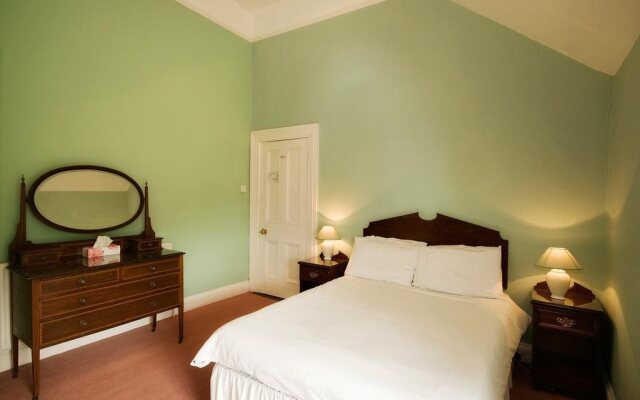 Linden Hall B&B