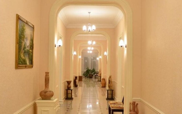 Konstantin Hotel