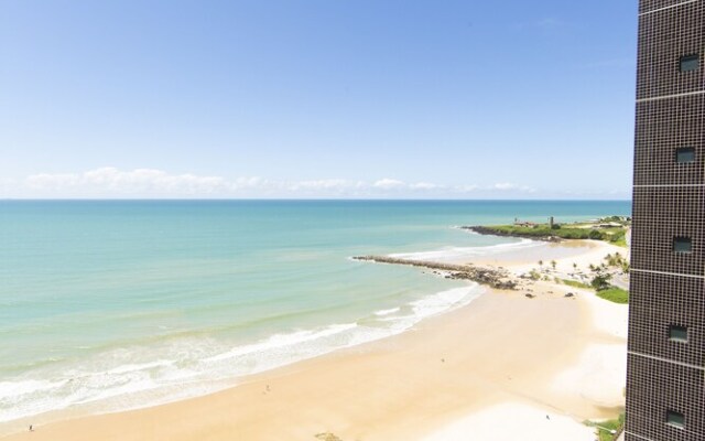 Flat Espaçoso para Casal em Areia Preta