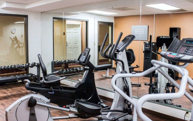 Four Points by Sheraton Greensboro Airport