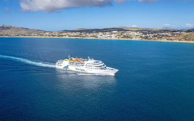 Beach House for Vacation - H2ome