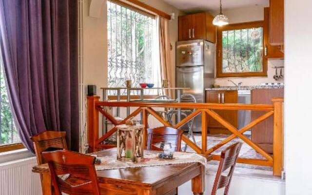 Havuzlu Mustakil Lüx Villa Doğa SAPANCA 150 MT2