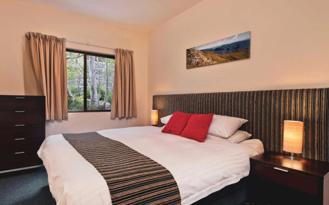 Lantern 1 Bedroom Balcony with Alpine and Village View