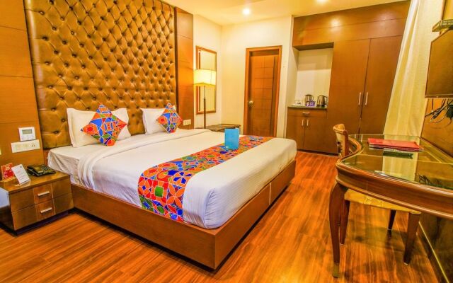 FabHotel Kian