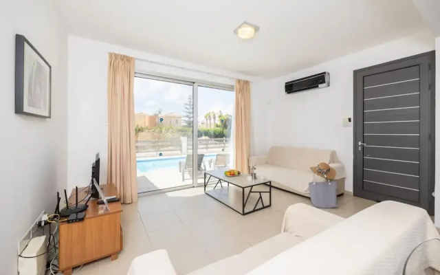 Villa Coral Bay 4 in Peyia