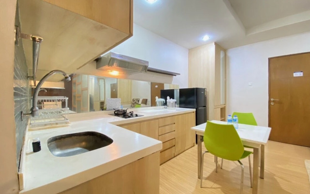 Spacious Studio Room At Gateway Ahmad Yani Cicadas Apartment