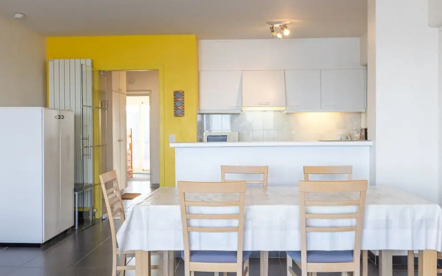 Nice Apartment With Kitchen