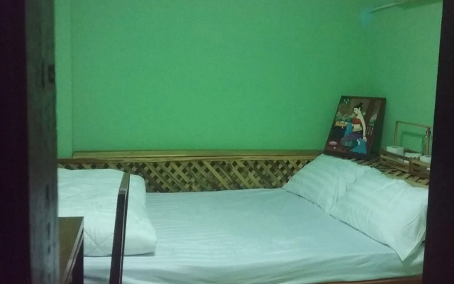 Arunrat GuestHouse - Hostel