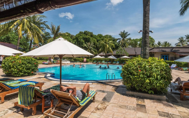 Club Bali Family Suites @Legian Beach