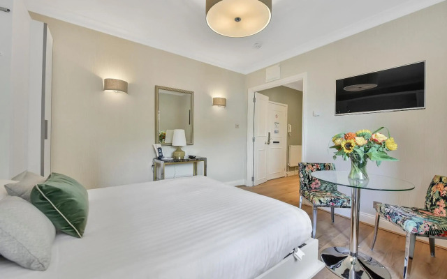 No 1 The Mansions by Mansley Serviced Apartments