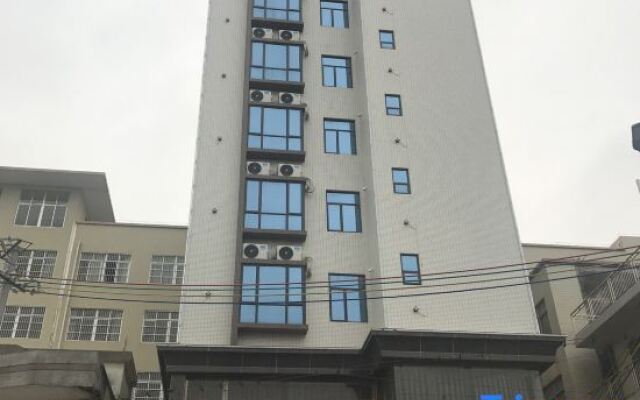 Huanyu Hotel