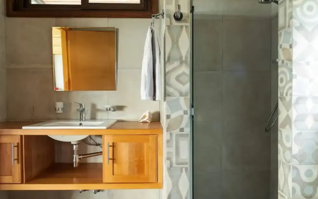 Luxury Altamira House BBQ Jacuzzi Pool Wifi