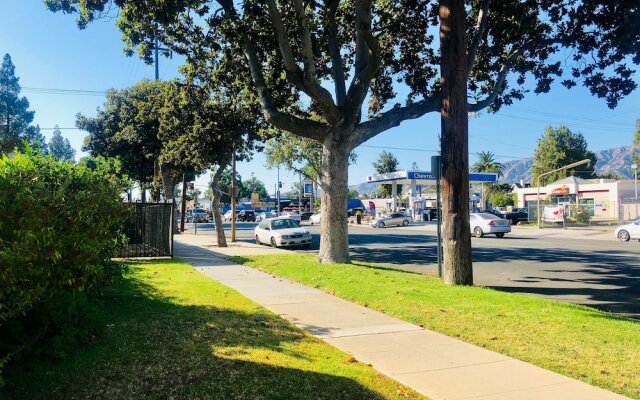 Griffith Park Motel - LA Hollywood Area