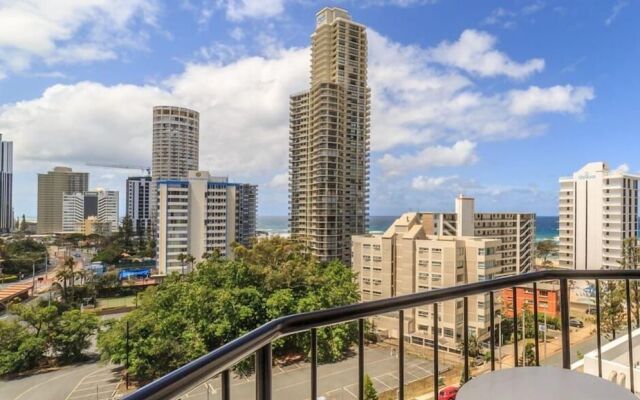 L5 Surfers Paradise Apartment