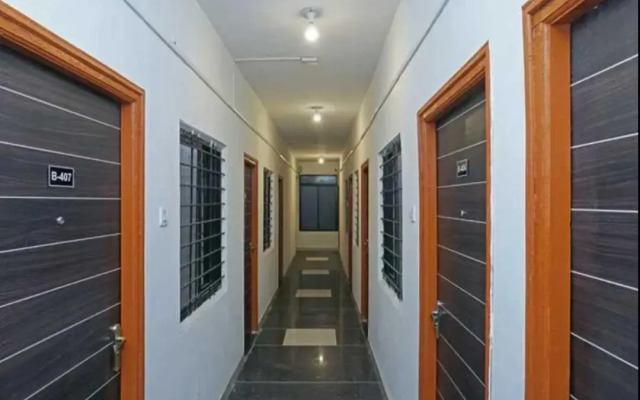 OYO Flagship 93318 Shrikrishna Hotels