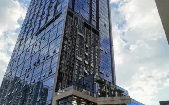 Guanhailu V+ Homestay (Yantai University Wanda Plaza)