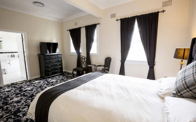 The Commercial Boutique Hotel