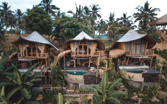 Kalma Bamboo Eco Lodge