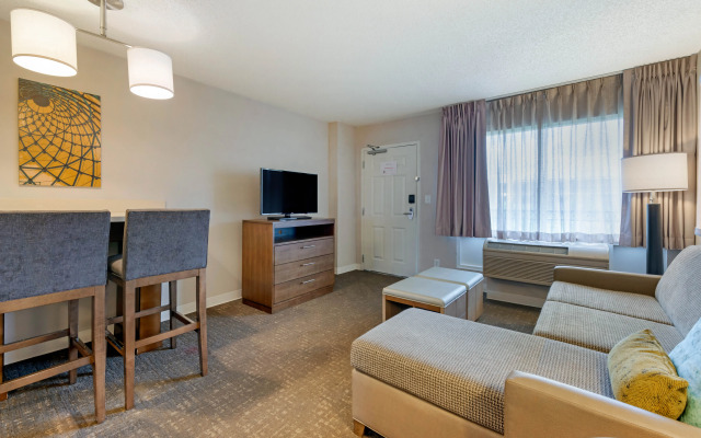 Staybridge Suites Orlando Royale Parc Suites by IHG