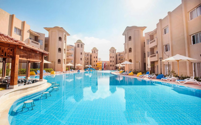 Marom Port Said Resort & Beach