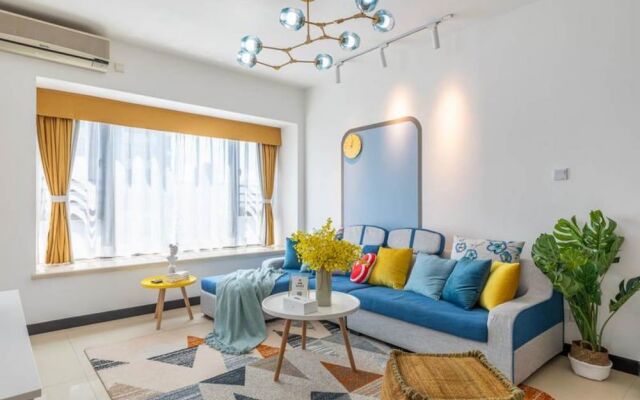 Locals Boutique Apartment Huafa Plaza 14