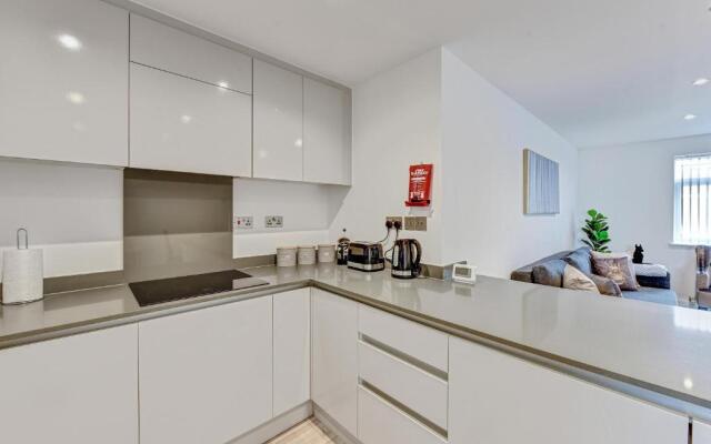 St Martins House Luxury 2 Bedroom Apartments Ruislip