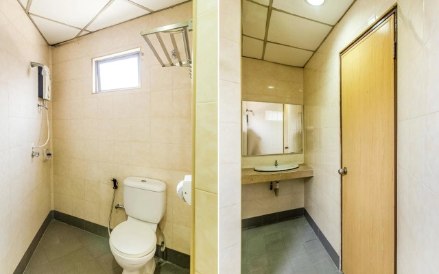 Super OYO 828 Comfort Hotel Shah Alam