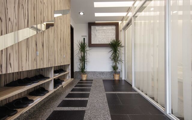 25000sqft Grand Luxe Villa PJ 13BR 42Pax