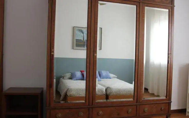 Casa Costanza