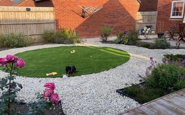 Stunning 4BD Family Getaway Westbury Wiltshire