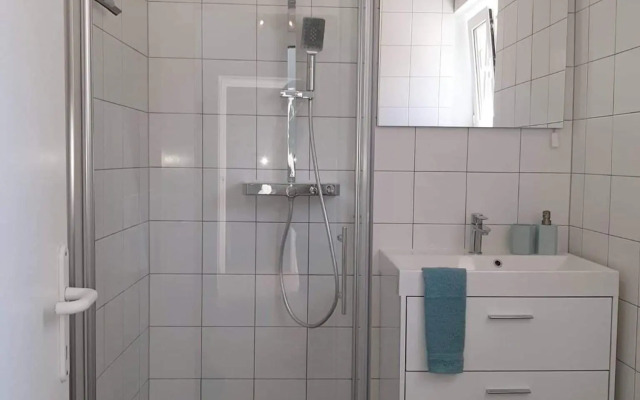 House Sidro, Stari Grad