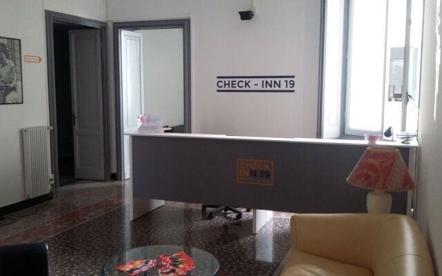 Check-Inn Rooms 19